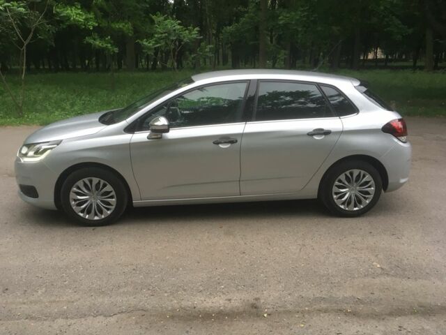 Серый Ситроен С4, объемом двигателя 1.6 л и пробегом 190 тыс. км за 10800 $, фото 2 на Automoto.ua