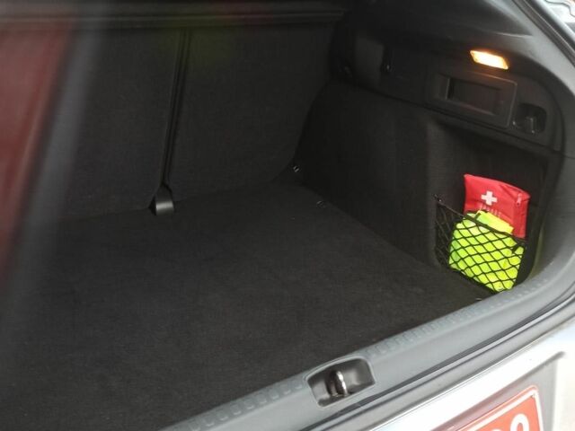 Серый Ситроен С4, объемом двигателя 1.2 л и пробегом 128 тыс. км за 8500 $, фото 9 на Automoto.ua