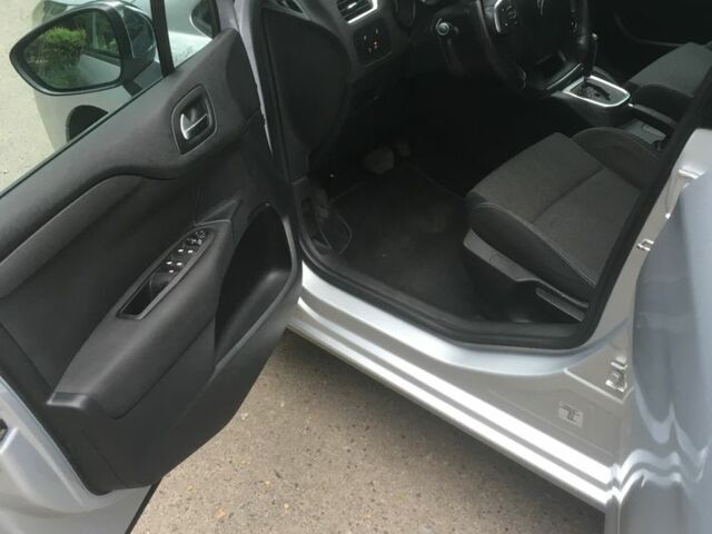 Серый Ситроен С4, объемом двигателя 1.6 л и пробегом 190 тыс. км за 10800 $, фото 8 на Automoto.ua