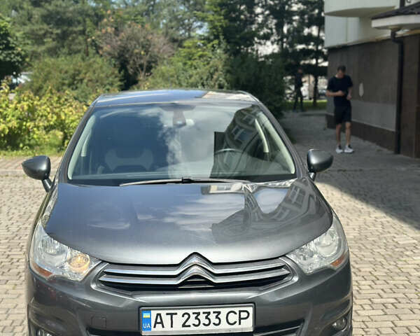 Серый Ситроен С4, объемом двигателя 1.56 л и пробегом 124 тыс. км за 8999 $, фото 2 на Automoto.ua