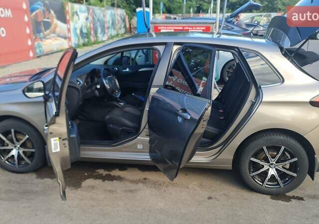 Серый Ситроен С4, объемом двигателя 1.2 л и пробегом 77 тыс. км за 10700 $, фото 6 на Automoto.ua