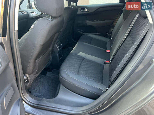 Серый Ситроен С4, объемом двигателя 1.6 л и пробегом 213 тыс. км за 11500 $, фото 25 на Automoto.ua