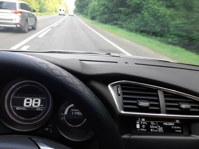 Серый Ситроен С4, объемом двигателя 1.6 л и пробегом 185 тыс. км за 12000 $, фото 9 на Automoto.ua