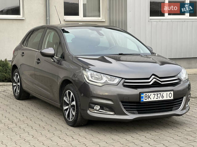 Серый Ситроен С4, объемом двигателя 1.6 л и пробегом 213 тыс. км за 11500 $, фото 2 на Automoto.ua