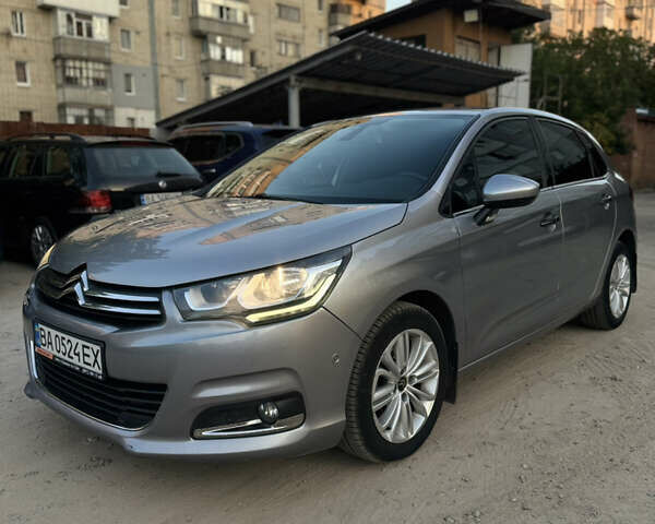 Серый Ситроен С4, объемом двигателя 1.6 л и пробегом 230 тыс. км за 10900 $, фото 3 на Automoto.ua