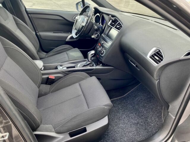 Серый Ситроен С4, объемом двигателя 1.6 л и пробегом 161 тыс. км за 12700 $, фото 12 на Automoto.ua