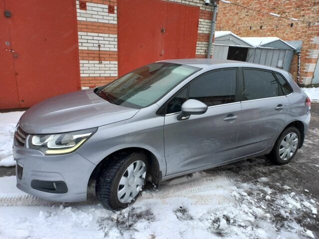 Серый Ситроен С4, объемом двигателя 1.6 л и пробегом 185 тыс. км за 12000 $, фото 2 на Automoto.ua