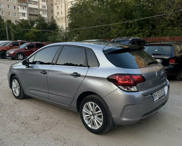 Серый Ситроен С4, объемом двигателя 1.6 л и пробегом 230 тыс. км за 10900 $, фото 7 на Automoto.ua