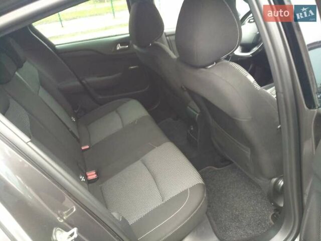 Серый Ситроен С4, объемом двигателя 1.6 л и пробегом 161 тыс. км за 12800 $, фото 12 на Automoto.ua