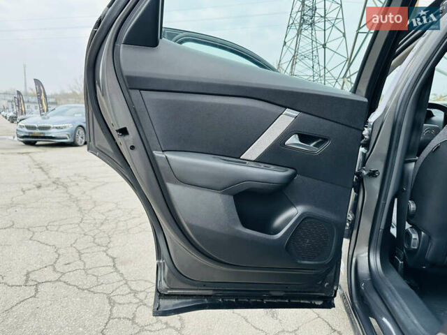 Серый Ситроен С4, объемом двигателя 1.5 л и пробегом 23 тыс. км за 25200 $, фото 16 на Automoto.ua