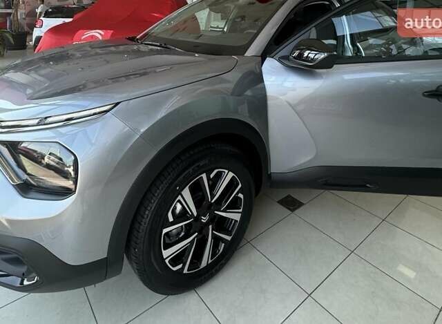 Сірий Сітроен С4, об'ємом двигуна 1.2 л та пробігом 9 тис. км за 23000 $, фото 2 на Automoto.ua