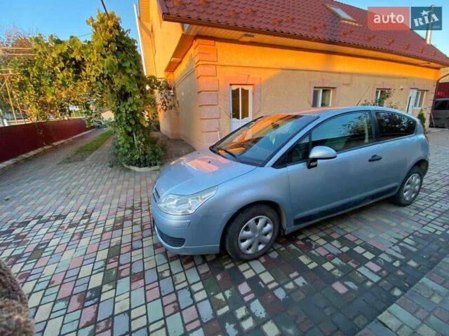 Серый Ситроен С4, объемом двигателя 1.6 л и пробегом 234 тыс. км за 4000 $, фото 2 на Automoto.ua