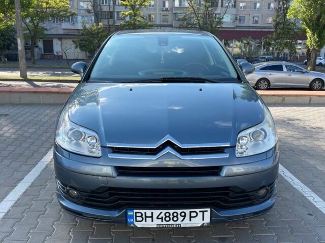 Серый Ситроен С4, объемом двигателя 1.6 л и пробегом 195 тыс. км за 4250 $, фото 6 на Automoto.ua