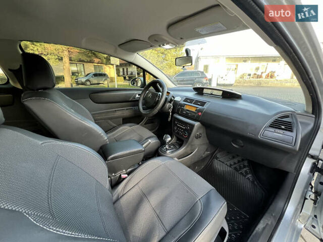 Серый Ситроен С4, объемом двигателя 1.59 л и пробегом 189 тыс. км за 4800 $, фото 17 на Automoto.ua