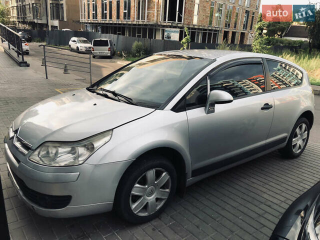 Серый Ситроен С4, объемом двигателя 1.59 л и пробегом 305 тыс. км за 3000 $, фото 3 на Automoto.ua