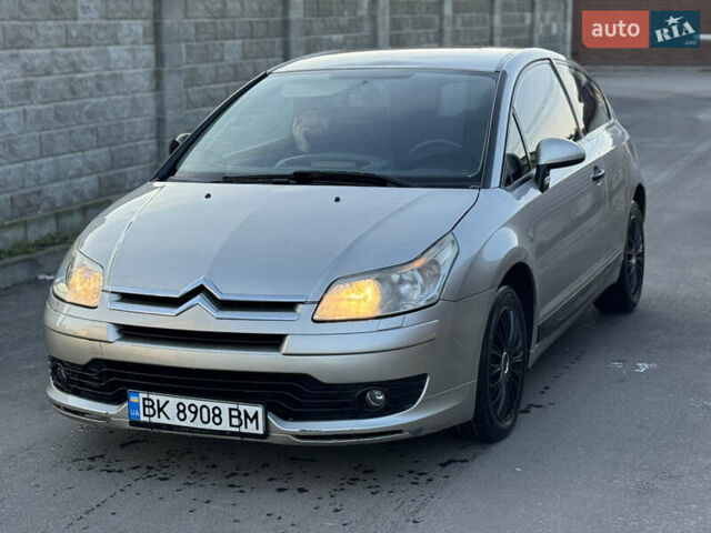 Серый Ситроен С4, объемом двигателя 1.6 л и пробегом 162 тыс. км за 2998 $, фото 2 на Automoto.ua