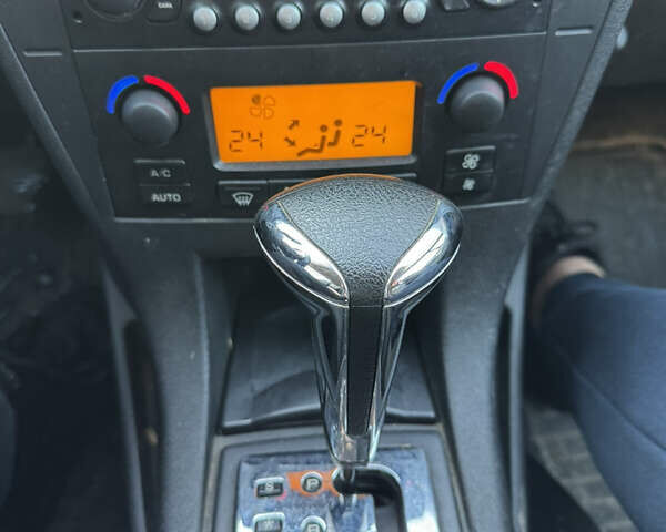 Серый Ситроен С4, объемом двигателя 1.6 л и пробегом 162 тыс. км за 2998 $, фото 7 на Automoto.ua