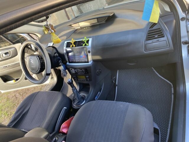 Сітроен С4 2009 у Ужгороді на Automoto.ua Сірий Сітроен С4, об'ємом двигуна 1.6 л та пробігом 129 тис. км за 5620 $, фото 1 на Automoto.ua