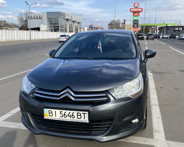 Серый Ситроен С4, объемом двигателя 1.6 л и пробегом 185 тыс. км за 8900 $, фото 4 на Automoto.ua