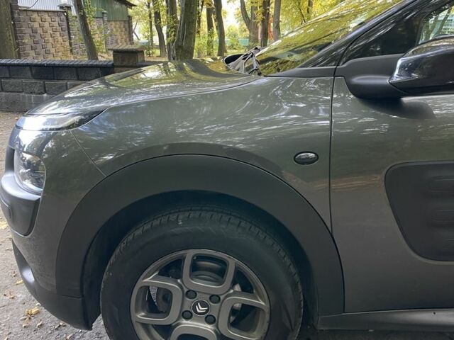 Сітроен С4 2016 у Нетешине на Automoto.ua Сірий Сітроен С4, об'ємом двигуна 1.6 л та пробігом 151 тис. км за 7900 $, фото 9 на Automoto.ua