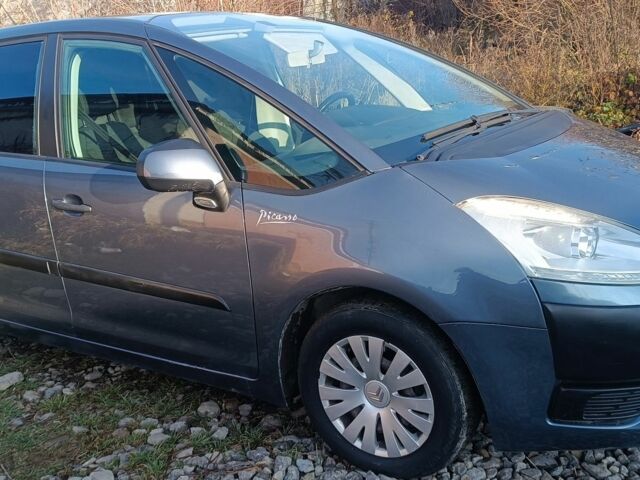 Серый Ситроен С4, объемом двигателя 1.7 л и пробегом 262 тыс. км за 3950 $, фото 6 на Automoto.ua