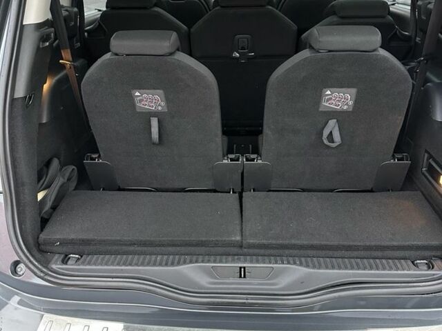 Серый Ситроен С4, объемом двигателя 2 л и пробегом 233 тыс. км за 11250 $, фото 5 на Automoto.ua