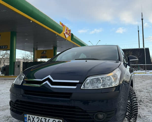 Синий Ситроен С4, объемом двигателя 1.6 л и пробегом 129 тыс. км за 4000 $, фото 2 на Automoto.ua