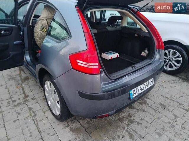 Синий Ситроен С4, объемом двигателя 1.4 л и пробегом 195 тыс. км за 3400 $, фото 12 на Automoto.ua