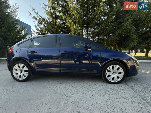 Синий Ситроен С4, объемом двигателя 1.56 л и пробегом 255 тыс. км за 4600 $, фото 2 на Automoto.ua