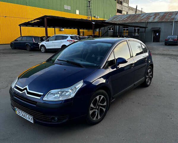 Синий Ситроен С4, объемом двигателя 1.6 л и пробегом 250 тыс. км за 5500 $, фото 2 на Automoto.ua