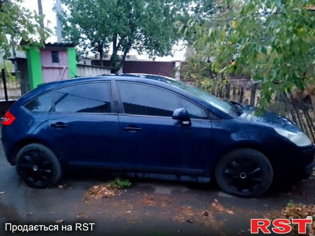 Синий Ситроен С4, объемом двигателя 1.6 л и пробегом 200 тыс. км за 3800 $, фото 5 на Automoto.ua