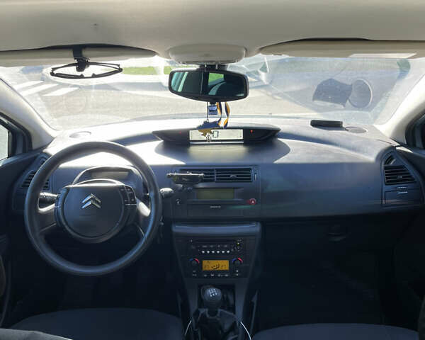 Ситроен С4 2006 в Киеве на Automoto.ua Синий Ситроен С4, объемом двигателя 1.6 л и пробегом 316 тыс. км за 4200 $, фото 10 на Automoto.ua