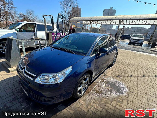 Синий Ситроен С4, объемом двигателя 1.6 л и пробегом 235 тыс. км за 4700 $, фото 7 на Automoto.ua