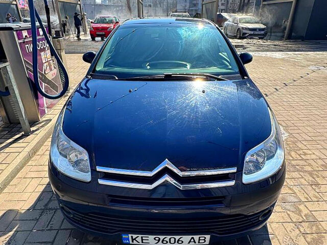 Синий Ситроен С4, объемом двигателя 1.6 л и пробегом 235 тыс. км за 4700 $, фото 4 на Automoto.ua