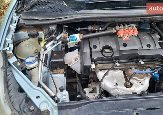 Синий Ситроен С4, объемом двигателя 1.6 л и пробегом 195 тыс. км за 3650 $, фото 8 на Automoto.ua