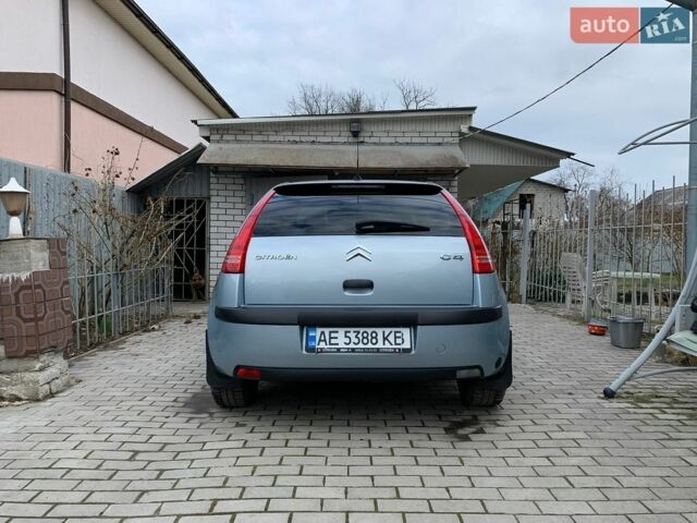 Синий Ситроен С4, объемом двигателя 1.59 л и пробегом 216 тыс. км за 4100 $, фото 2 на Automoto.ua