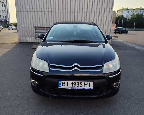 Синий Ситроен С4, объемом двигателя 1.6 л и пробегом 230 тыс. км за 4600 $, фото 7 на Automoto.ua