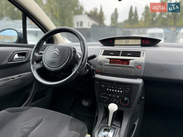 Синий Ситроен С4, объемом двигателя 1.56 л и пробегом 290 тыс. км за 3800 $, фото 31 на Automoto.ua