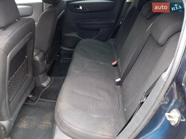 Синий Ситроен С4, объемом двигателя 1.59 л и пробегом 132 тыс. км за 4500 $, фото 10 на Automoto.ua