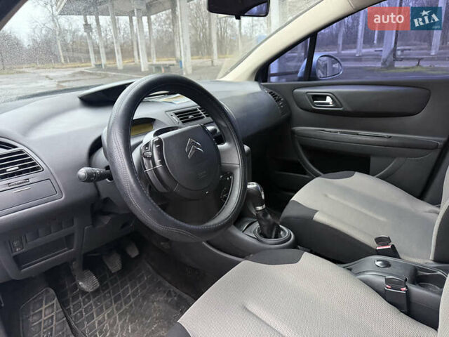 Синий Ситроен С4, объемом двигателя 1.59 л и пробегом 182 тыс. км за 3900 $, фото 15 на Automoto.ua