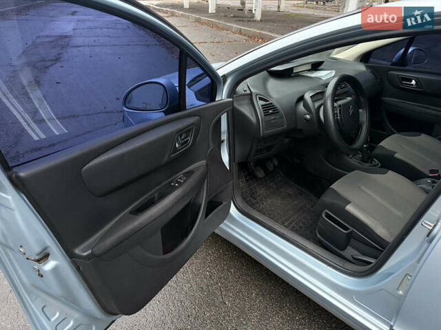 Синий Ситроен С4, объемом двигателя 1.59 л и пробегом 182 тыс. км за 3900 $, фото 39 на Automoto.ua