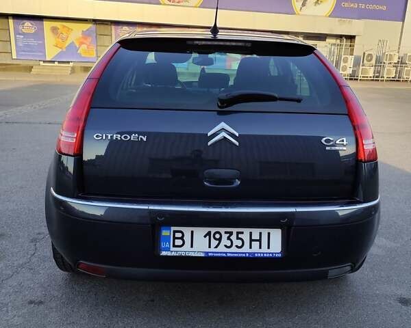 Синий Ситроен С4, объемом двигателя 1.6 л и пробегом 230 тыс. км за 4600 $, фото 4 на Automoto.ua