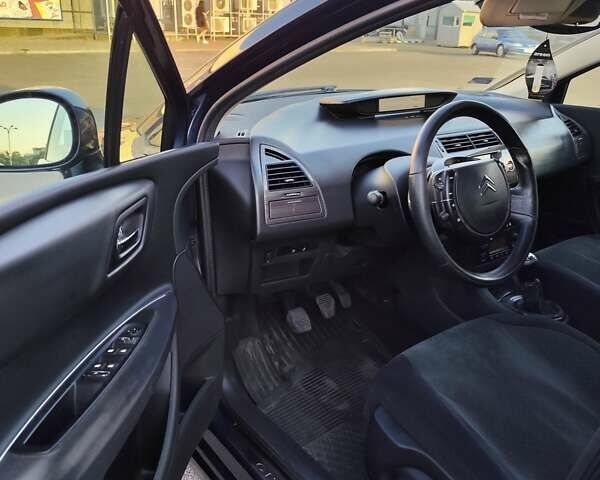 Синий Ситроен С4, объемом двигателя 1.6 л и пробегом 230 тыс. км за 4600 $, фото 16 на Automoto.ua
