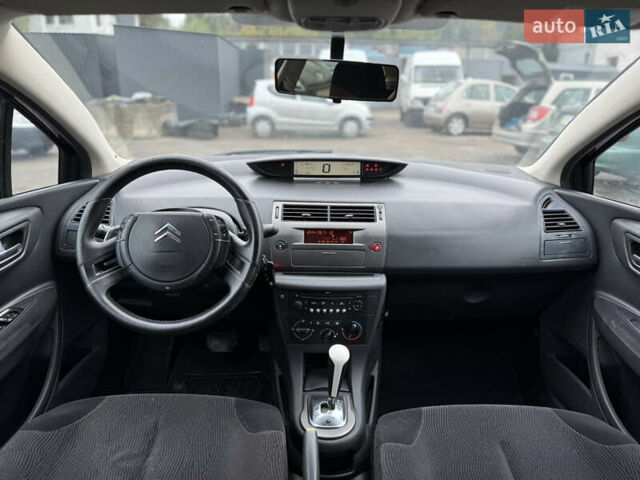 Синій Сітроен С4, об'ємом двигуна 1.6 л та пробігом 290 тис. км за 3800 $, фото 24 на Automoto.ua