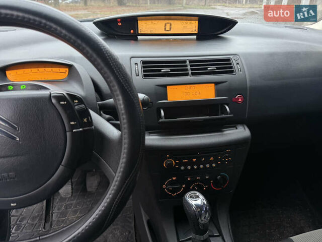 Синий Ситроен С4, объемом двигателя 1.59 л и пробегом 182 тыс. км за 3900 $, фото 18 на Automoto.ua