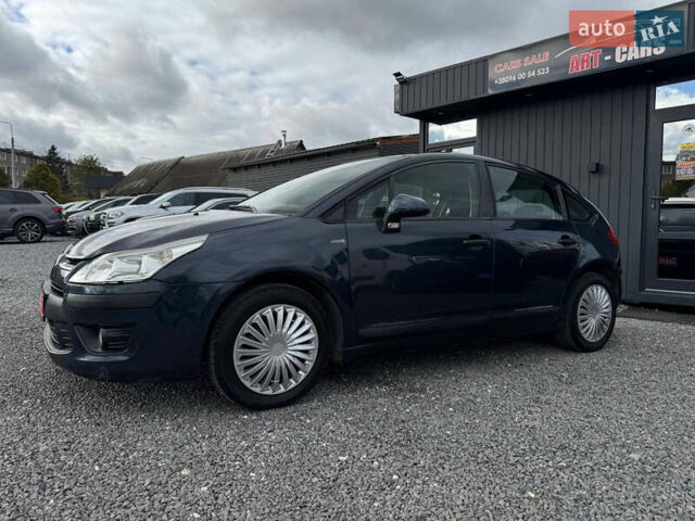 Синий Ситроен С4, объемом двигателя 1.6 л и пробегом 233 тыс. км за 4200 $, фото 1 на Automoto.ua