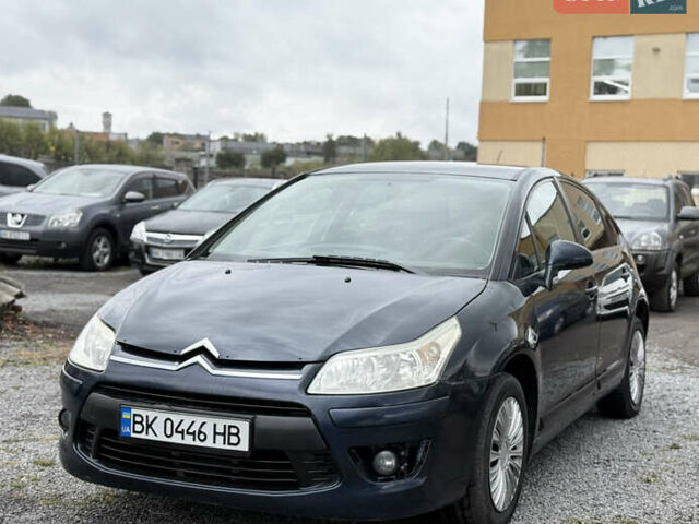 Синий Ситроен С4, объемом двигателя 1.56 л и пробегом 290 тыс. км за 3800 $, фото 2 на Automoto.ua