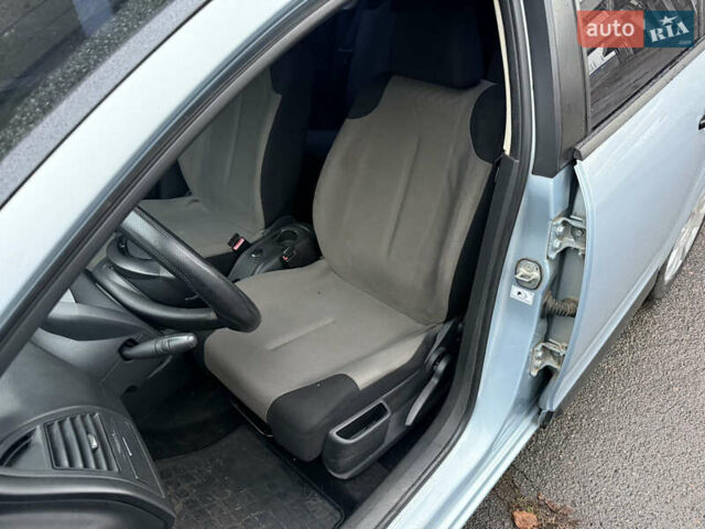 Синий Ситроен С4, объемом двигателя 1.59 л и пробегом 182 тыс. км за 3900 $, фото 16 на Automoto.ua