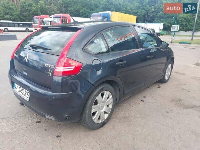 Синий Ситроен С4, объемом двигателя 1.6 л и пробегом 173 тыс. км за 5000 $, фото 1 на Automoto.ua