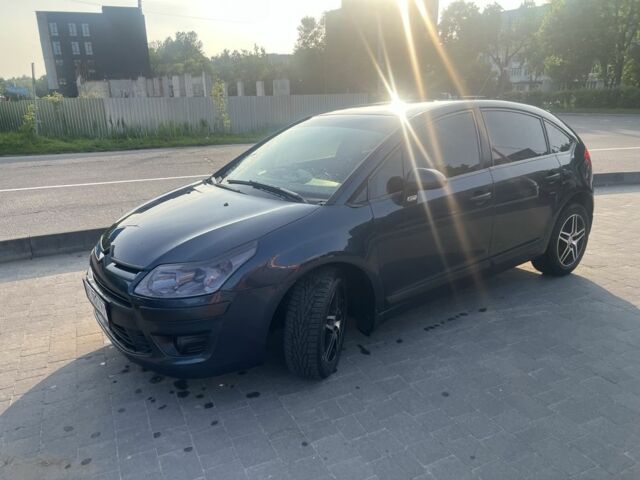 Синий Ситроен С4, объемом двигателя 1.4 л и пробегом 230 тыс. км за 5500 $, фото 1 на Automoto.ua